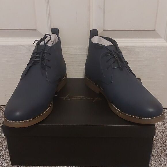 Toecap Navy Satin Sheen Lace Up Chukka Boots Non Slip Rubber Sole Size 9 NIB - Picture 1 of 6